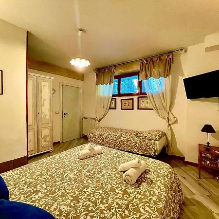 Un Ospite A Fontania Bed & Breakfast Gaeta Ngoại thất bức ảnh