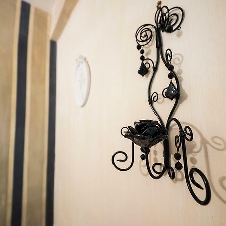Un Ospite A Fontania Bed & Breakfast Gaeta Ngoại thất bức ảnh