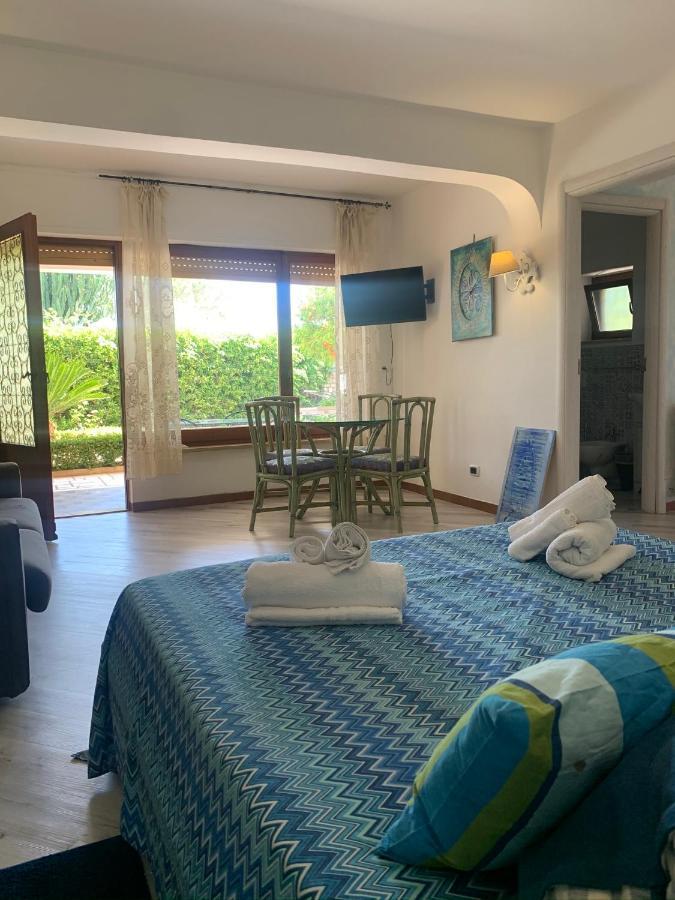 Un Ospite A Fontania Bed & Breakfast Gaeta Ngoại thất bức ảnh