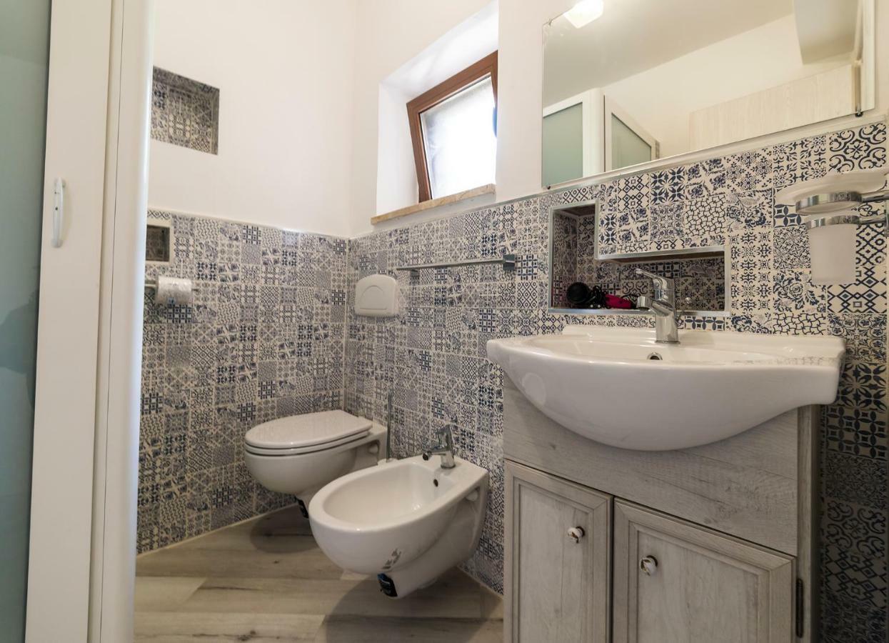 Un Ospite A Fontania Bed & Breakfast Gaeta Ngoại thất bức ảnh